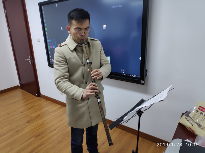 伟德victor1946